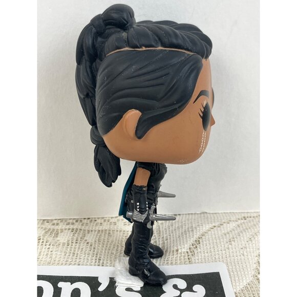Funko Pop! Marvel Thor Ragnarok: Valkyrie 244 Loose Vinyl Figure - Picture 4 of 11
